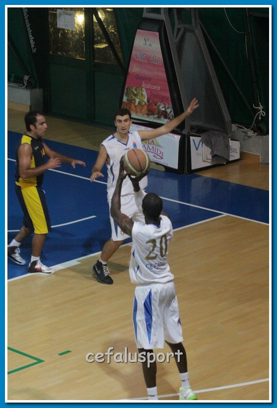 121028 trapani2 130_tn.jpg